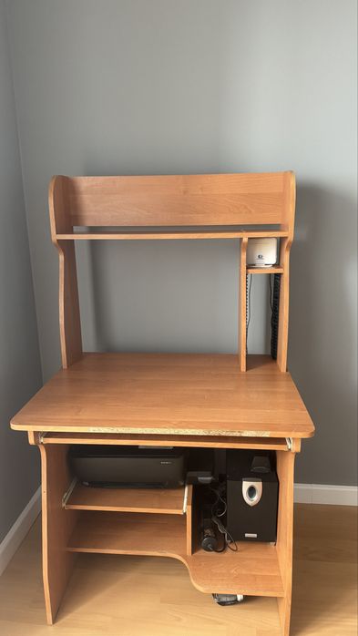 Компьютерный стол