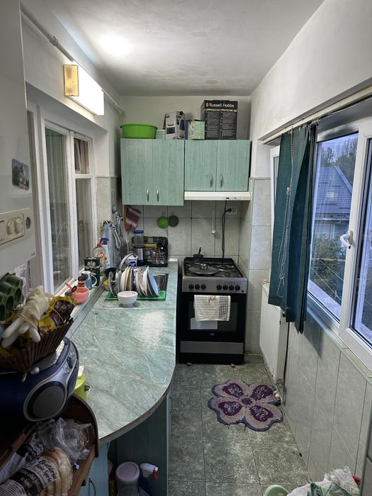 Vand urgent apartament 2 camere transformat in 3 , B-dul Republici