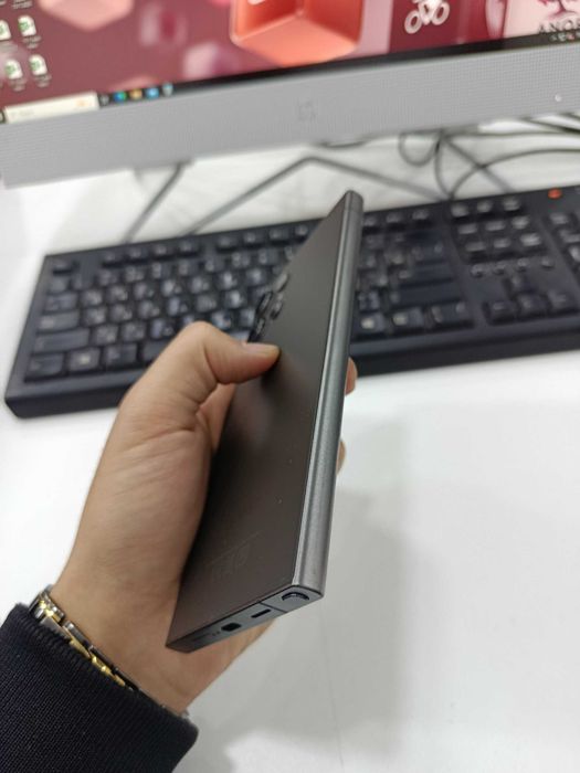 Samsung S24 Ultra 12/256 Sotiladi.