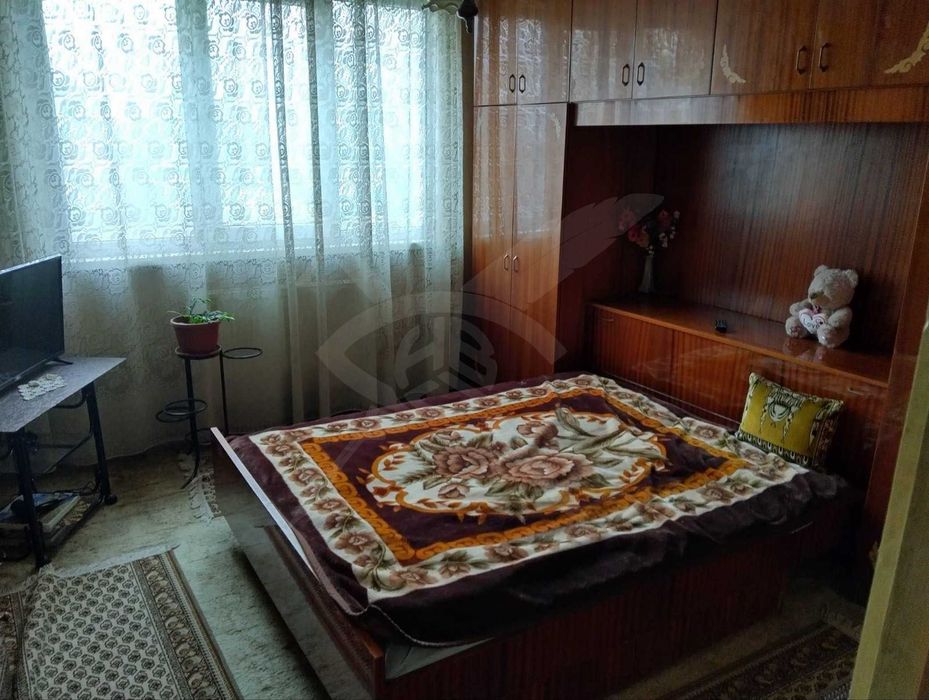 Продава се Тристаен апартамент в Варна, Възраждане 1 - 85 кв.м за 1412 €/кв.м - Снимка #4