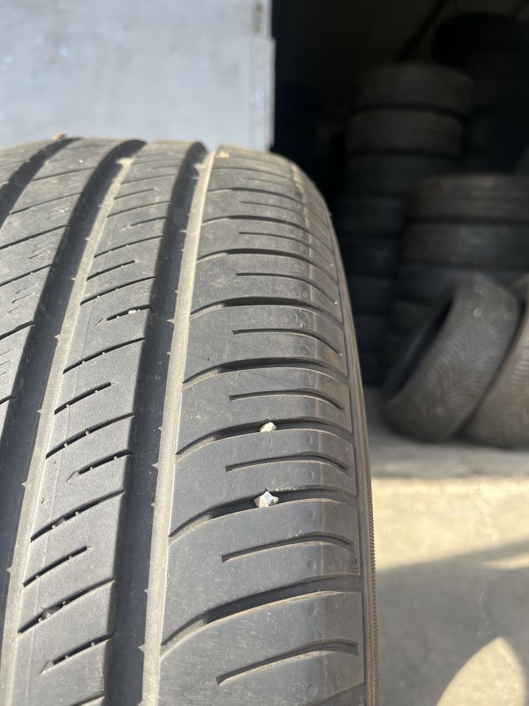2 бр. летни гуми 205/55/16 Nexen AO DOT 4220 5,5 mm
