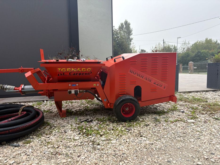 Pompa de tencuit TORCRET masina de tencuit tornado noua