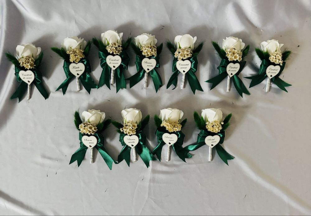 Realizez flori , luammari , buchete mireasa si nasa , aranamere auto