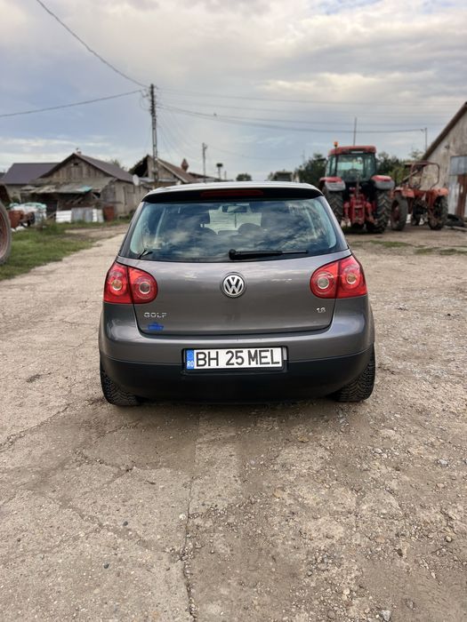 De vanzare vw golf 5