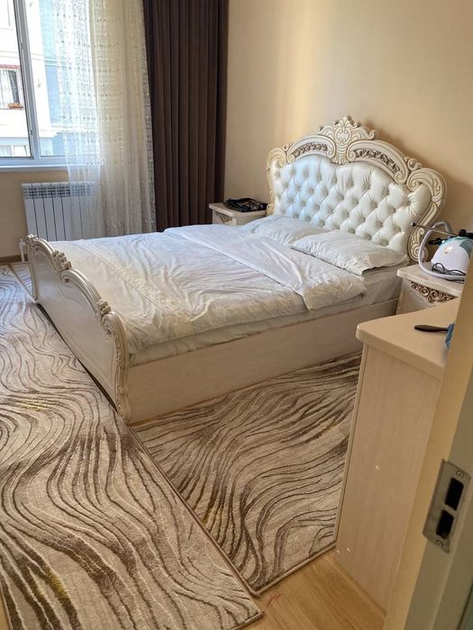 Buyuk ipak yoʻli metro yonida kvartira bor