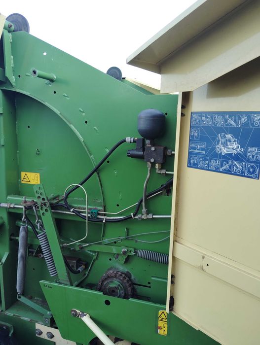 Presa balotiera rotundă deutz/Krone kr130 Bministop pikup mare 2m