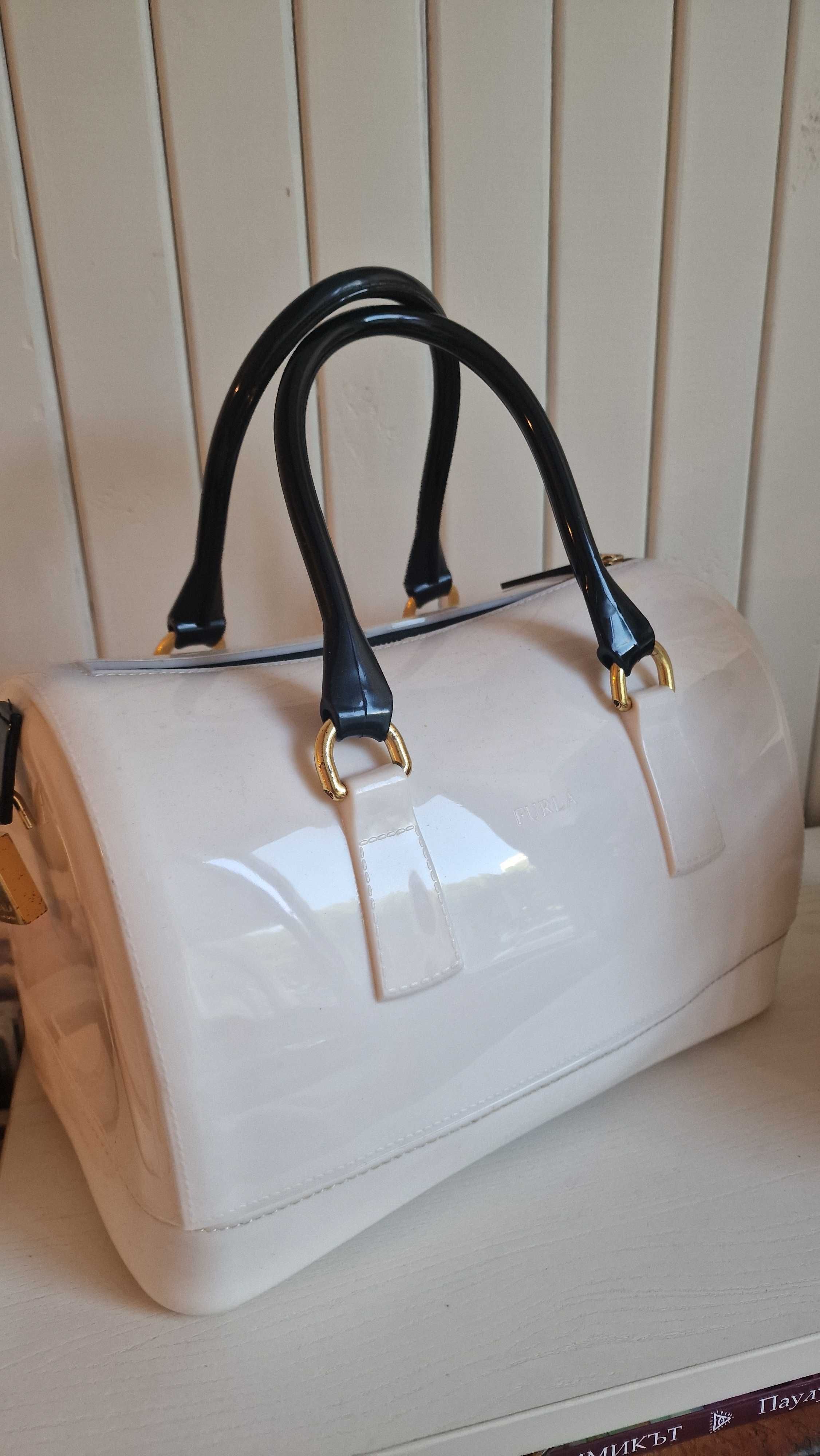 НАМАЛЕНА! Дамска чанта  на марката FURLA