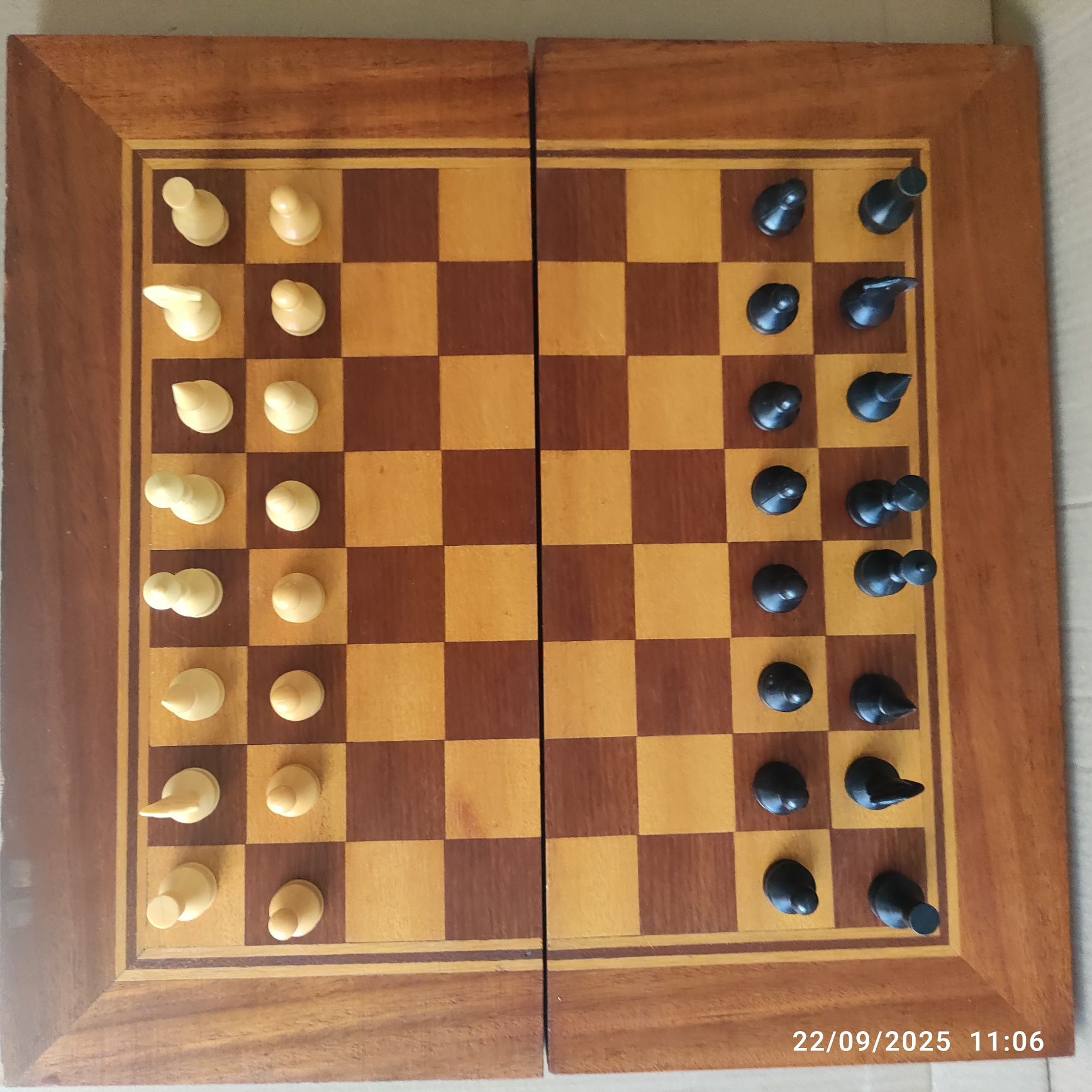 Класически дърве шах и табла