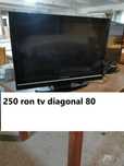 Televizor diagonala 80cm