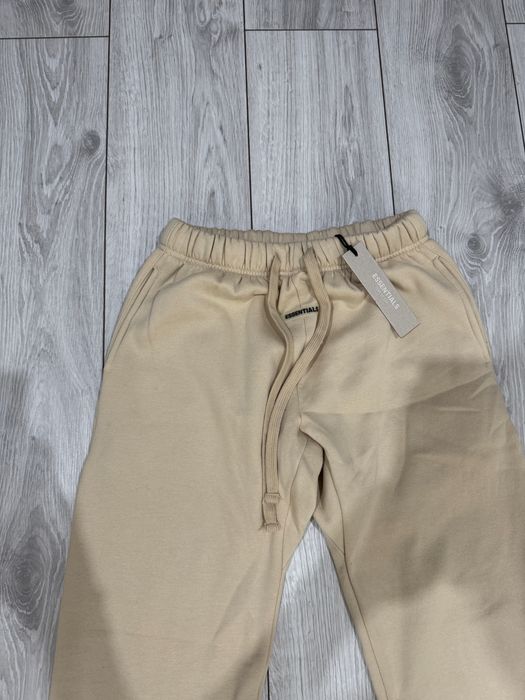 Pataloni de trening Essentials fear of God