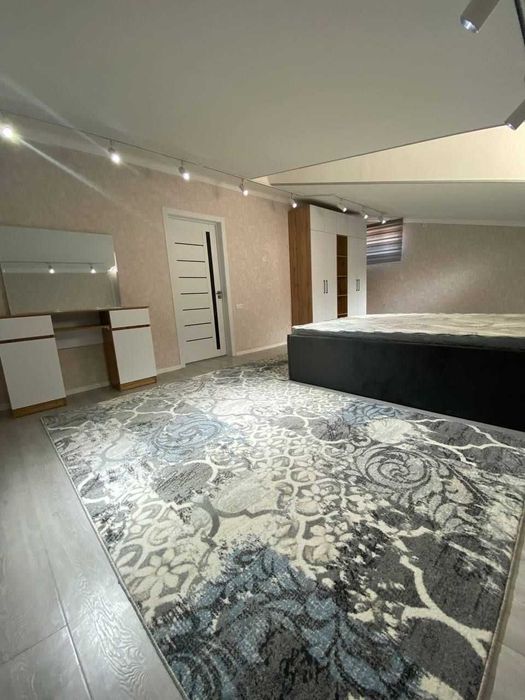 СРОЧНО!!!Сдается кв-ра (3/3/9)Яшнабатски район, ор-р Боткина ор-р 372*