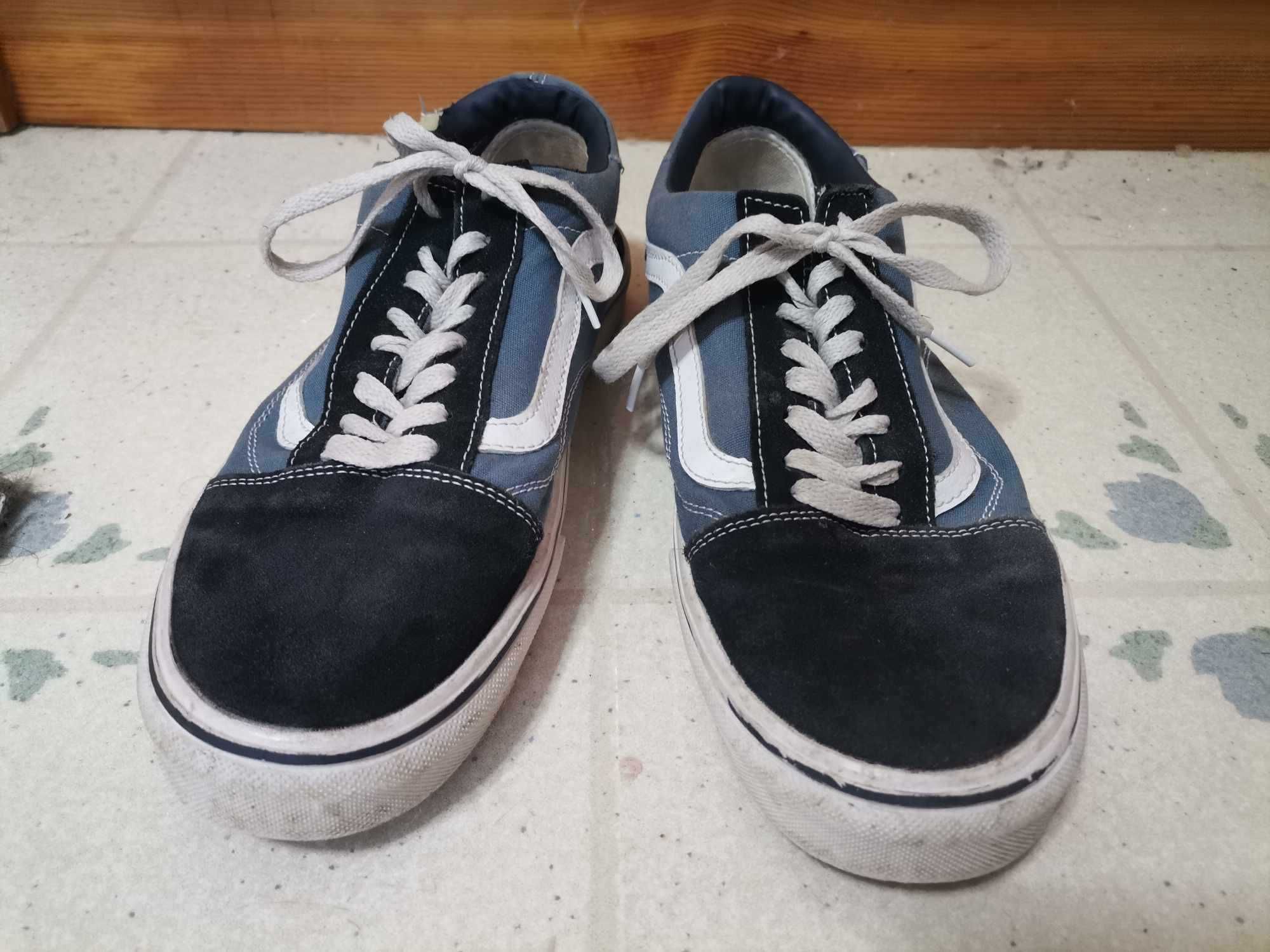 Маркови  кецове Vans