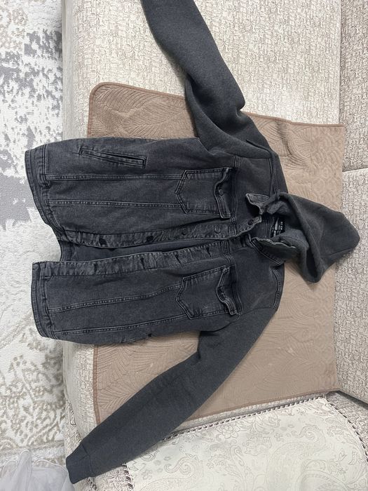 Продам джинсовку новую