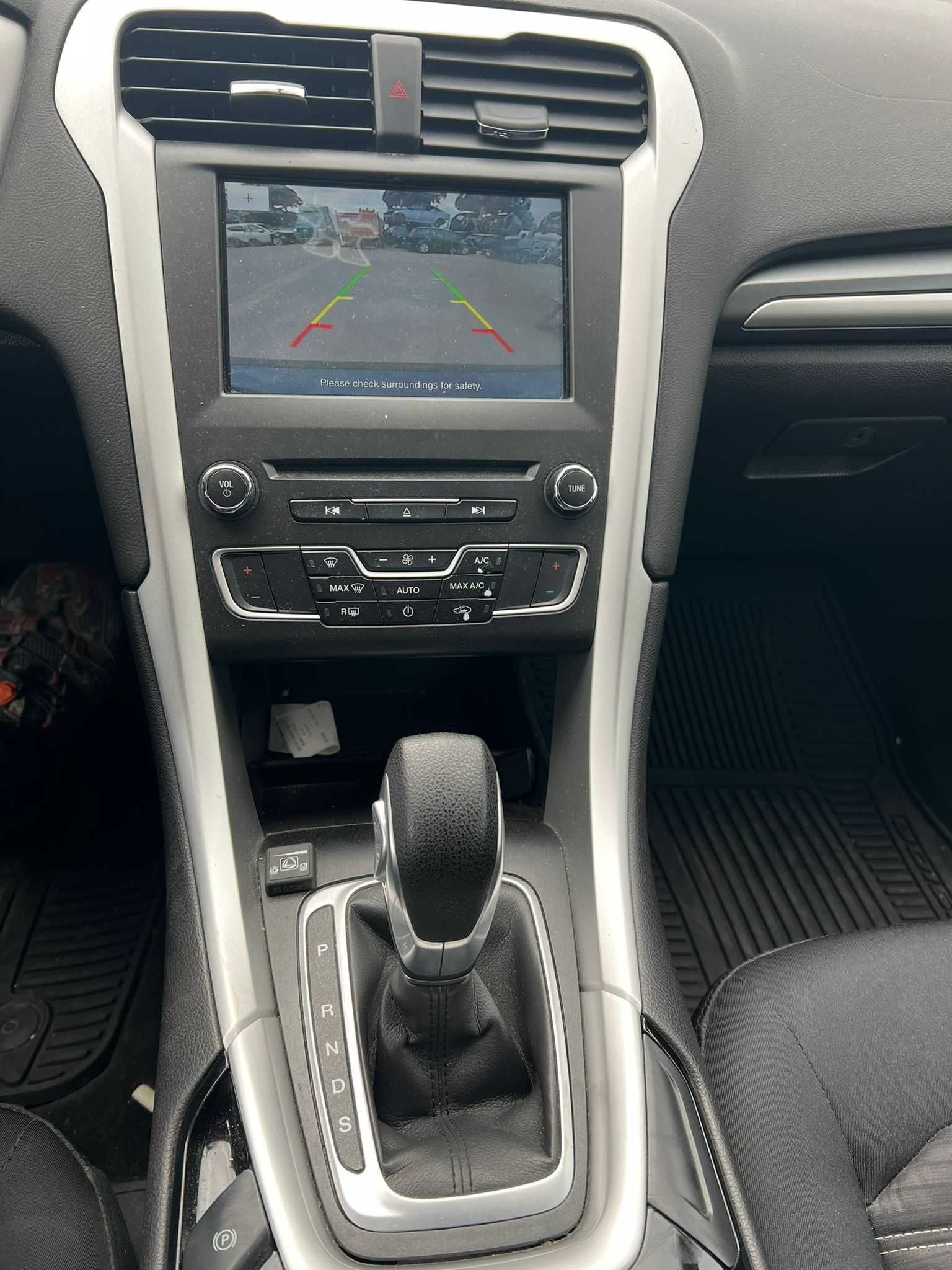 Ford Mondeo Fusion 2016 Avariat 2.5 benzina GPL, Automata