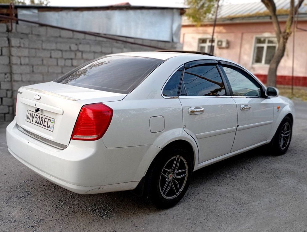 Lastti 1.8 mator xadavoyida ishi yuq zur