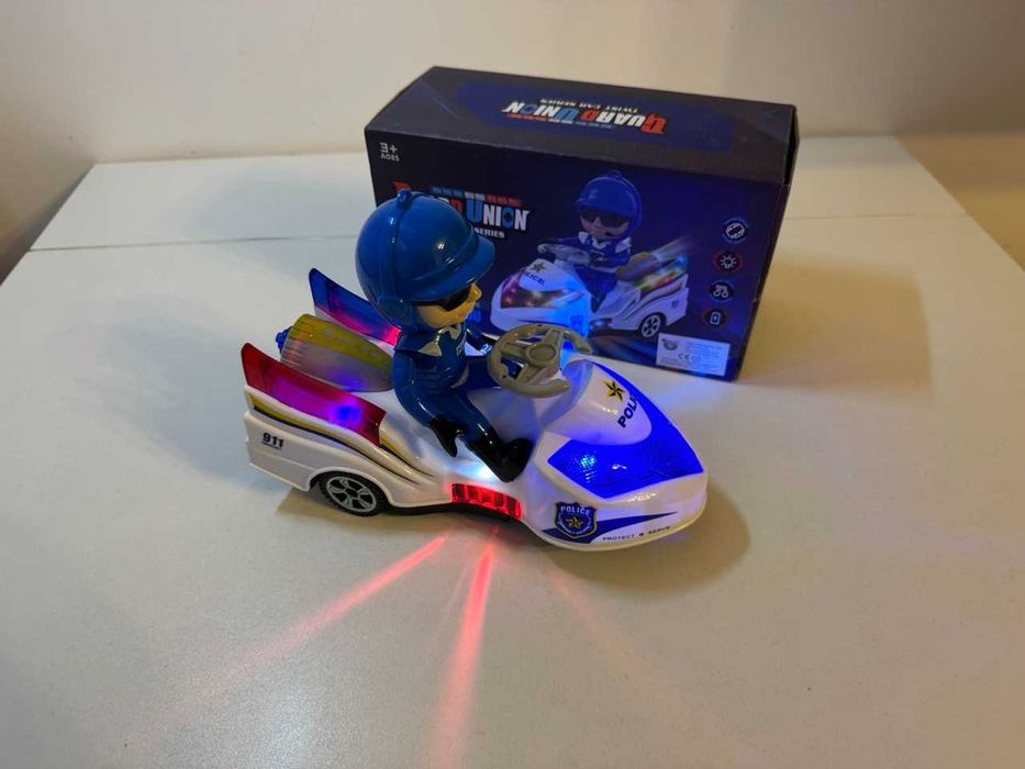 Jucarie rotativa masina de politie, cu lumini, sunete, baterii incluse
