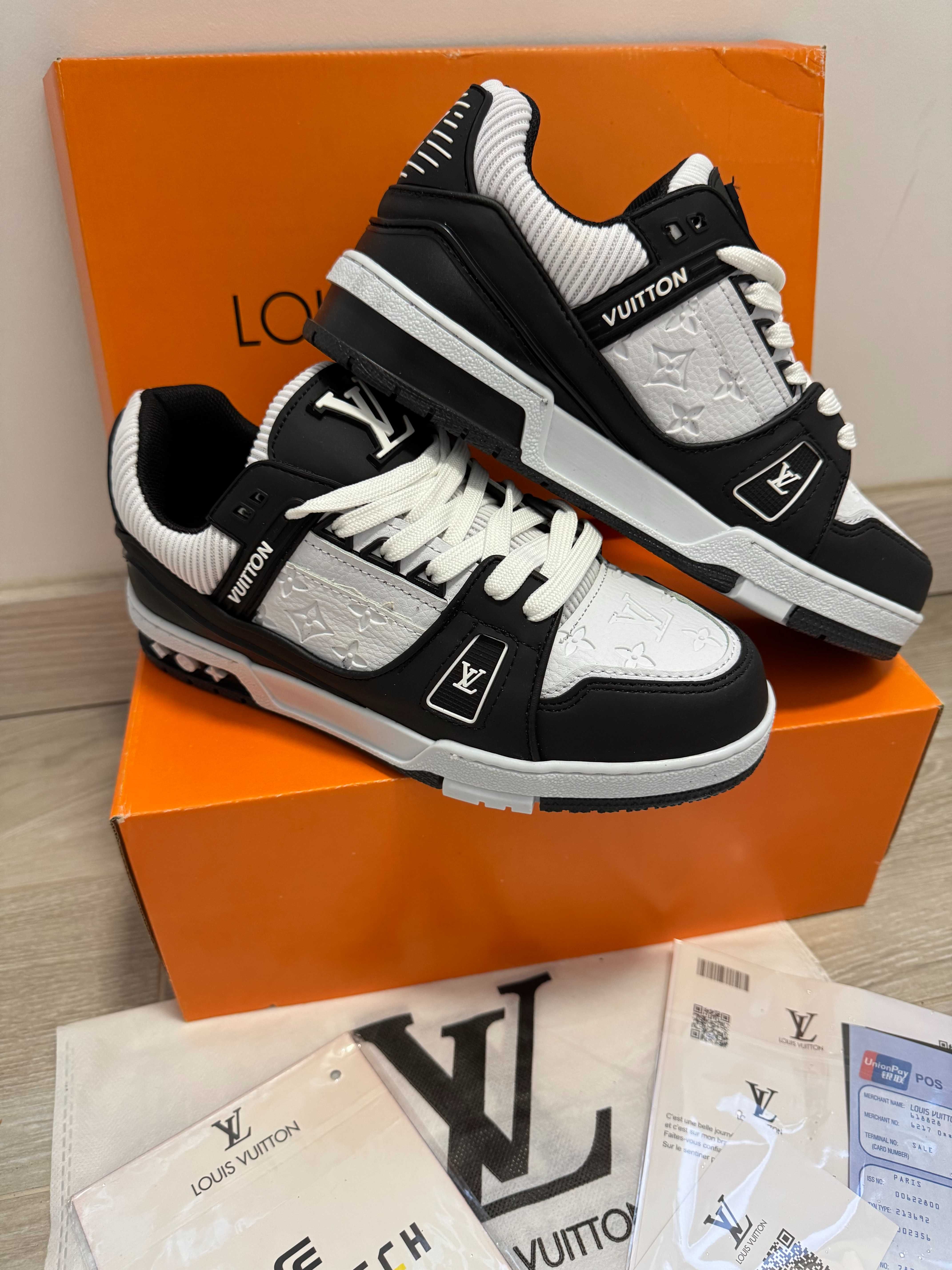 Adidasi Louis Vuitton Trainer Sneaker Black-White Produs Nou-Full Box