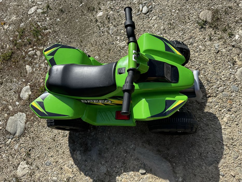 Masinuta ekectrica copii