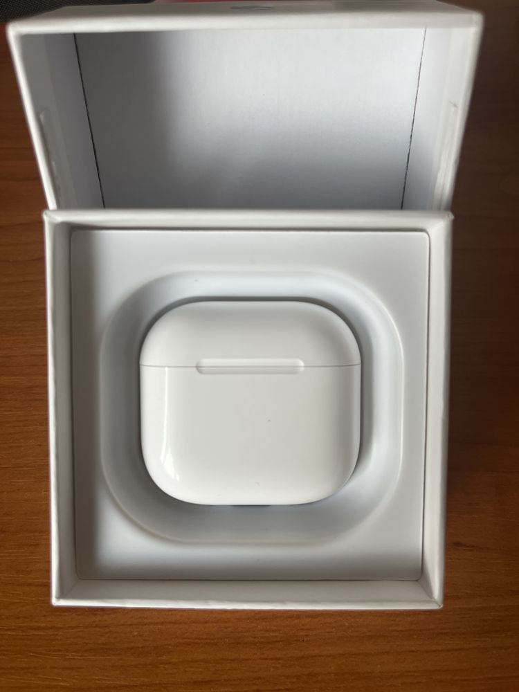 Casti Apple airpods 4 ANC