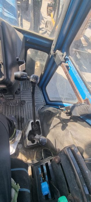 Ford 7810 cu încărcător