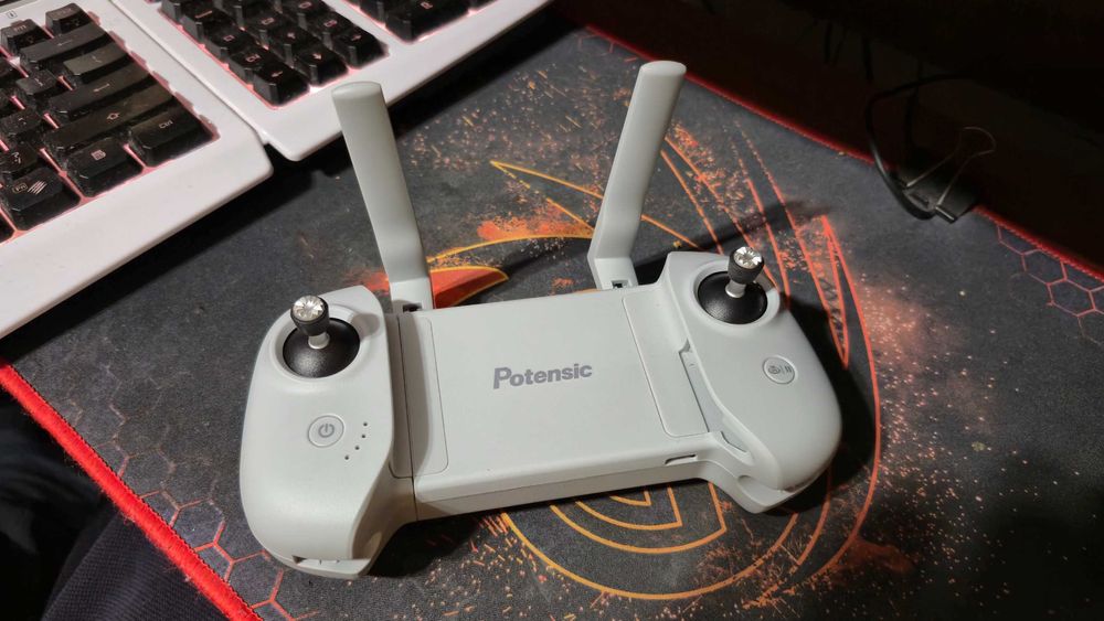 Drona Potensic Atom SE