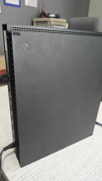 ***ПЕРФЕКТЕН***X-Box One X 1TB