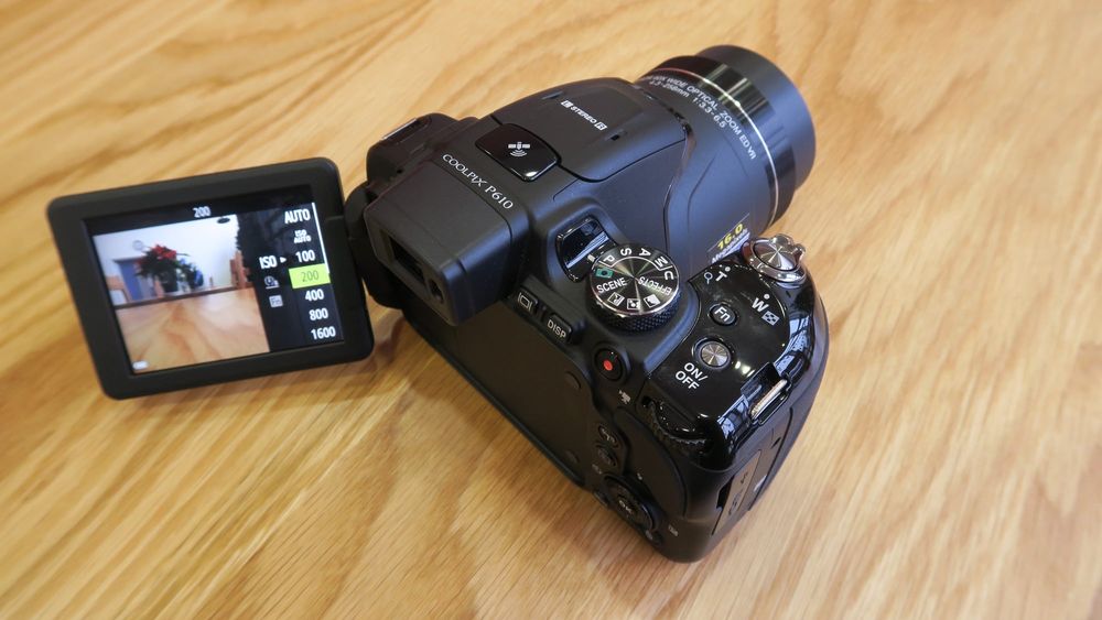 Фотоаппарат Nikon coolpix p610