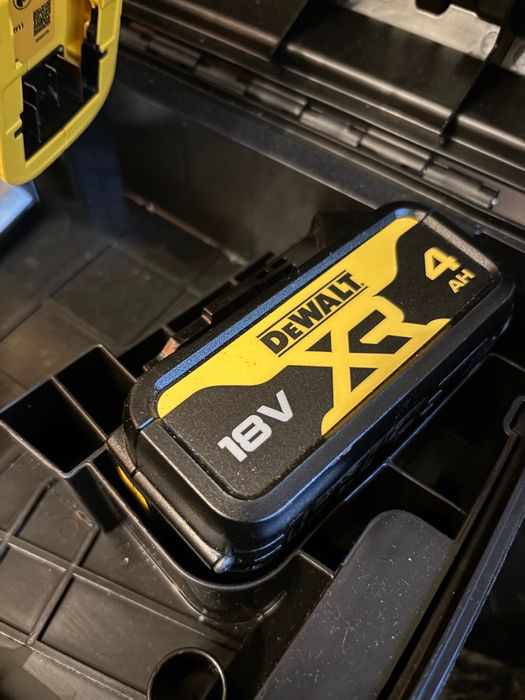 Pendular DeWalt DC334