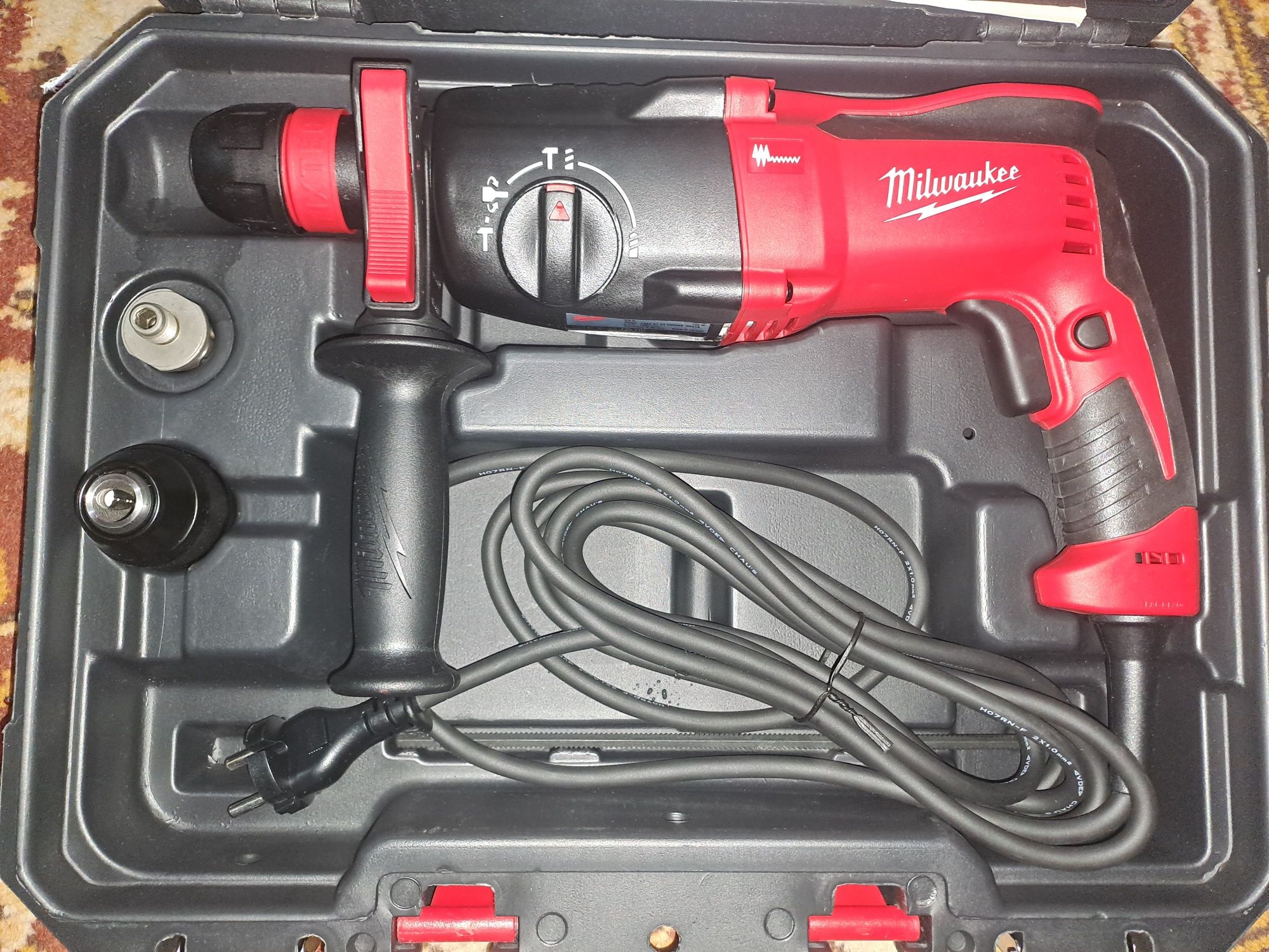 Ciocan rotopercutor Milwaukee  PH 26 X