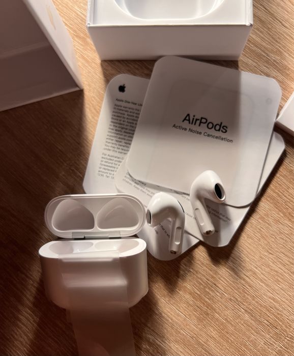 Apple AirPods 4th , gen 4, noi, doar probate, Active noise Cancelling