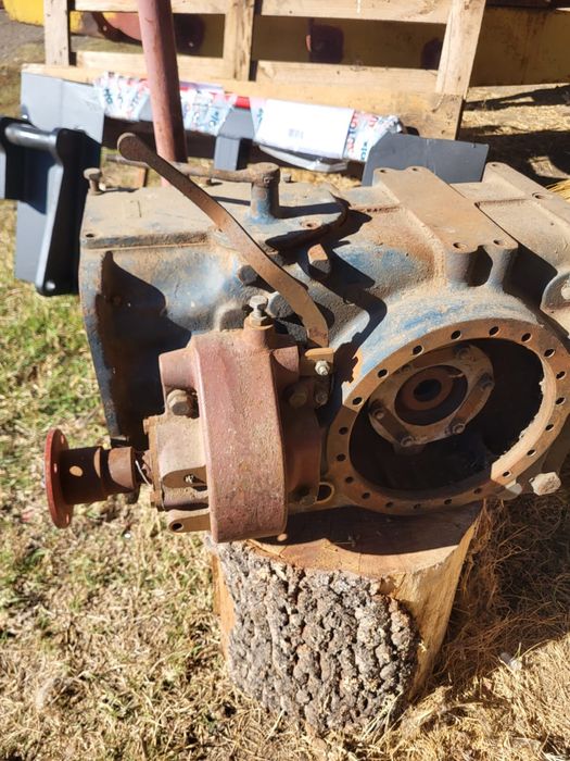 Punte spate tractor u445 pentru 4x4