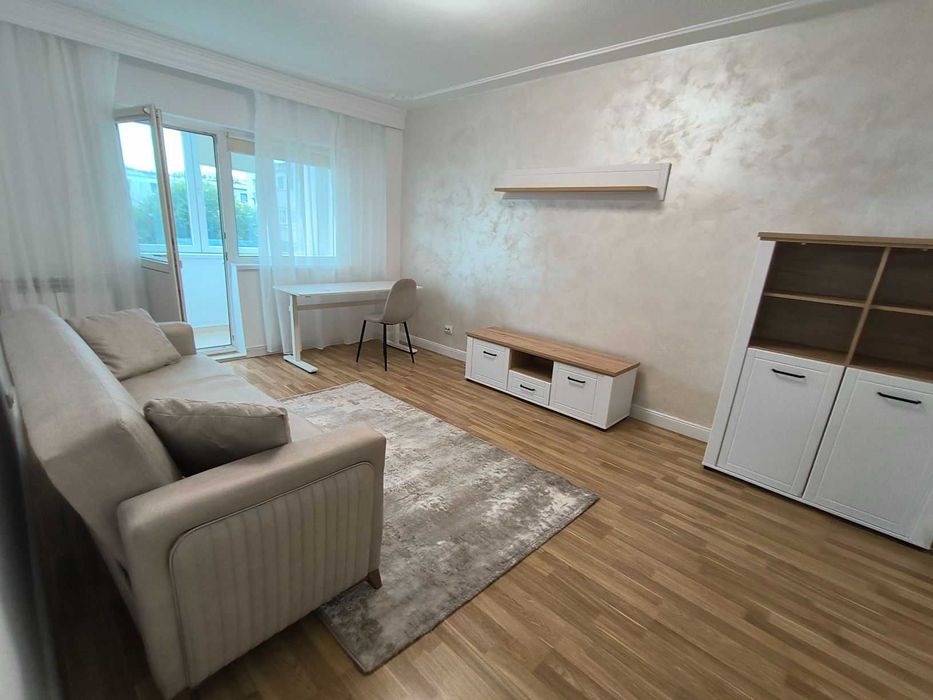 Proprietar Apartament ultracentral 2 camere Sf Lazar parcare privata
