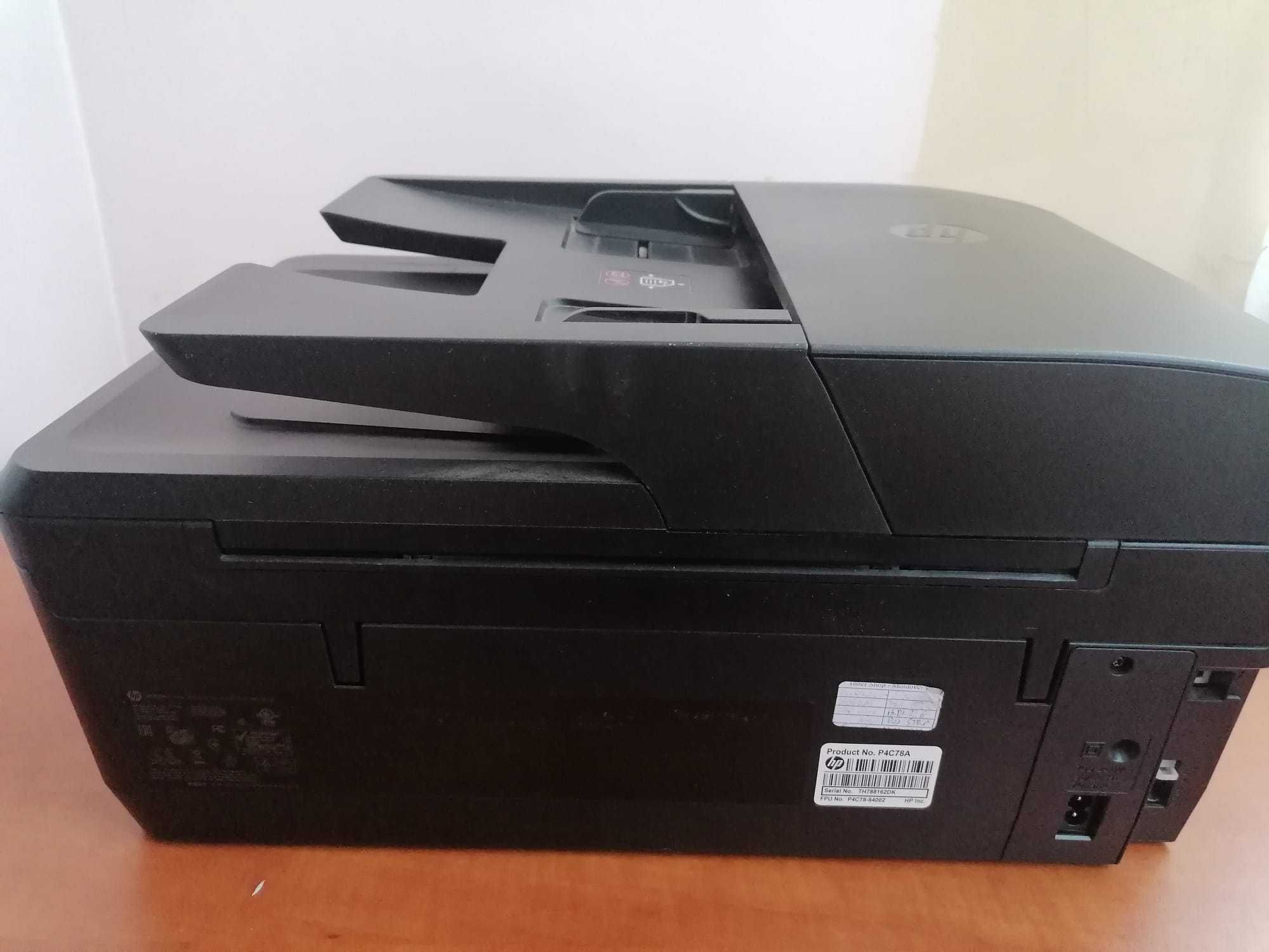Imprimanta multifunctionala HP OfficeJet 6950