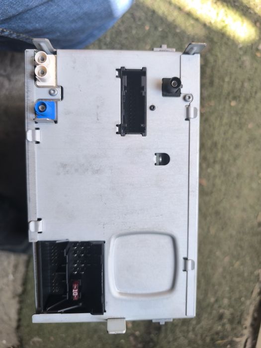 Продавам мултимедия с навигация за vag/ Фолксваген