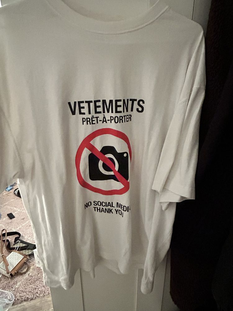 Tricou Vetements