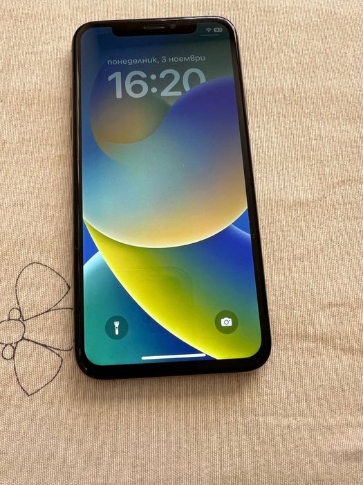 iPhone Xs -64GB,rose gold ,зарядно