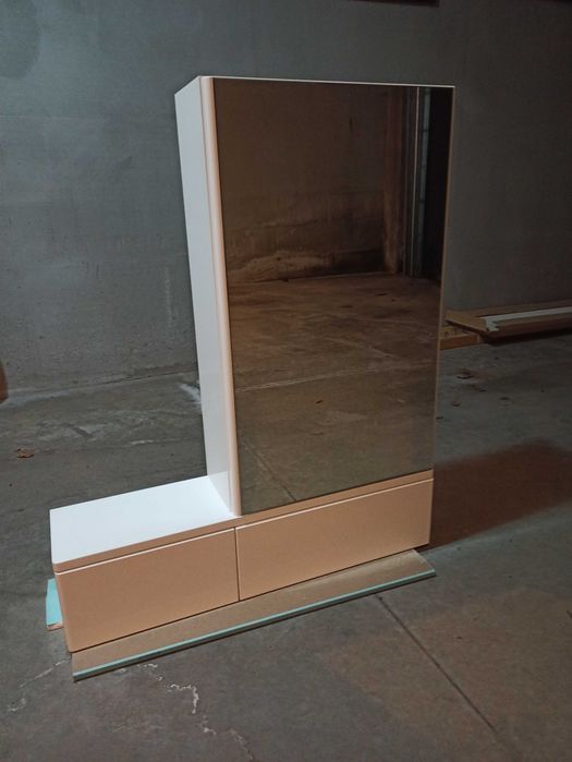 Corp suspendat de baie Kolo Nova Pro cu oglinda pe dreapta