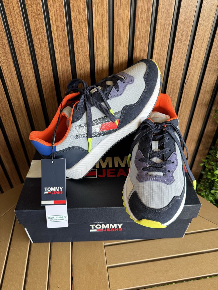 Tommy Hilfiger маратонки, 40 номер, Чисто нови!