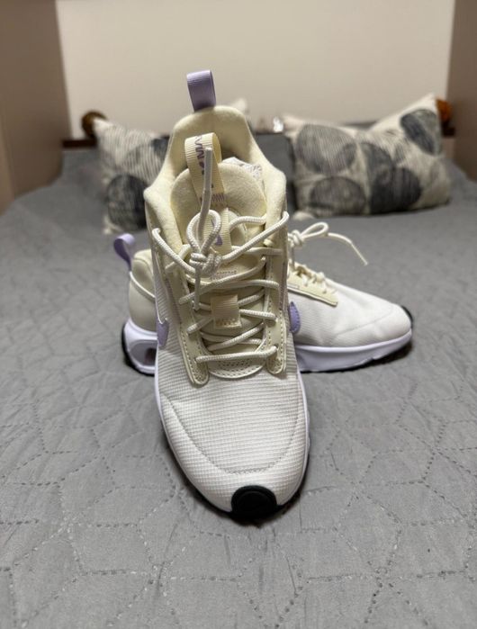 Nike , Sneakers Air Max INTRLK Lite DX3705 Galben