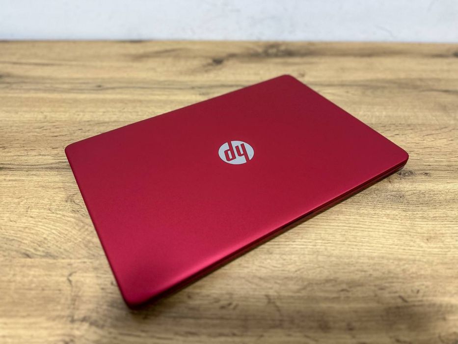 HP LAPTOP RED chiroyli dizaynda