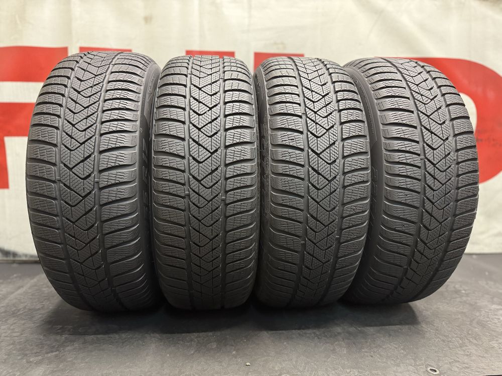 225 55 17, Зимни гуми, Pirelli SottoZero3, 4 броя
