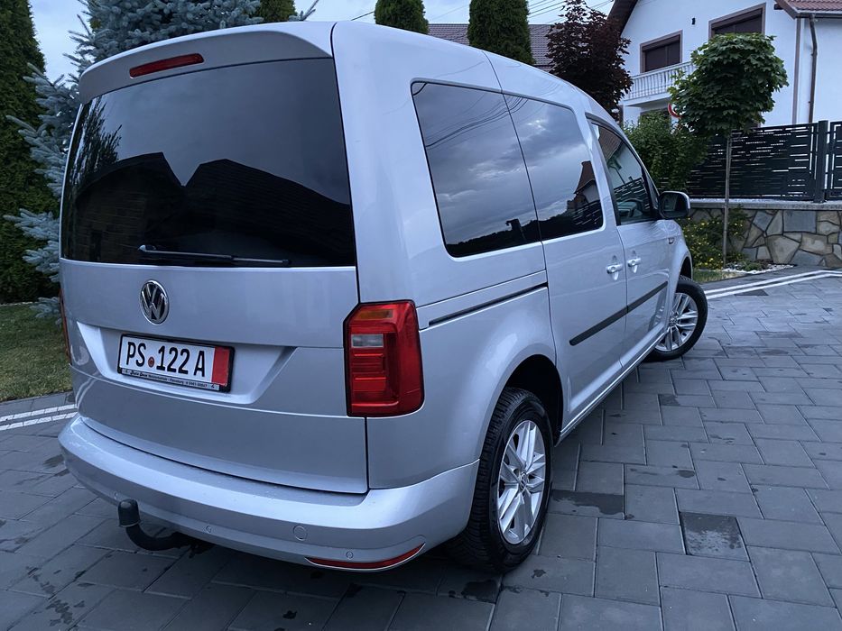 VW Caddy  Life Facelift-2.0 Tdi~ Euro-6-Bluemotion‼️Distronic