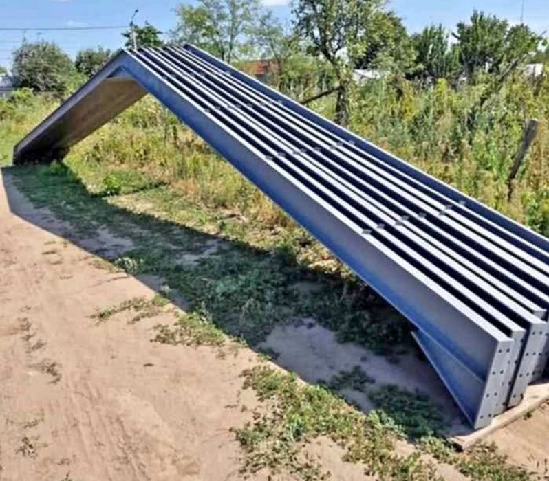 hala metalica 10 m cu 30 m cu 5 m