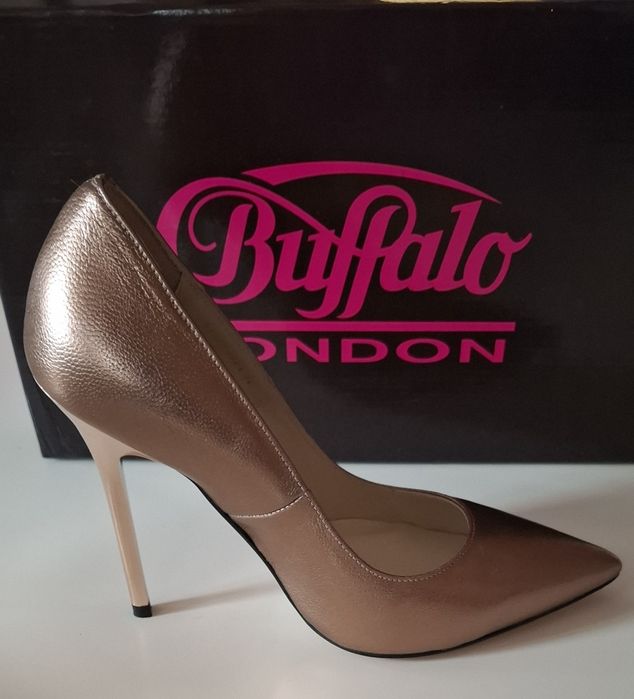 Обувки на ток Buffalo London 36 номер