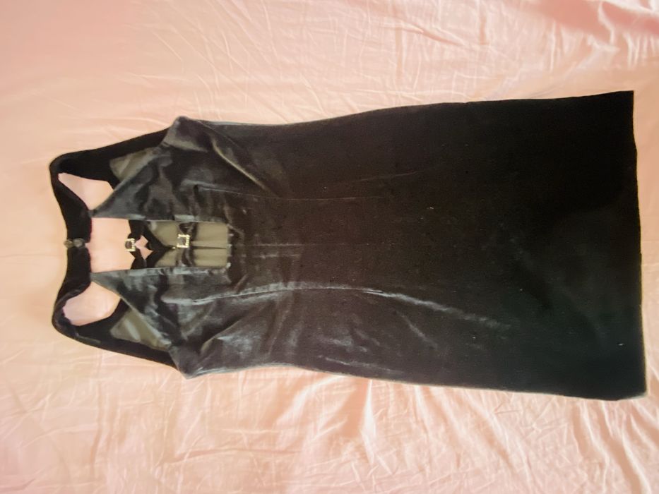 Елегантни  дамски  рокли