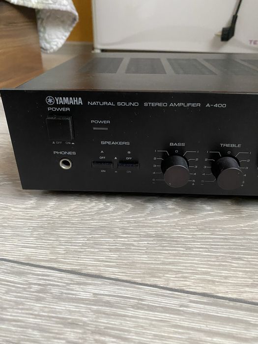 Усилвател Yamaha A400
