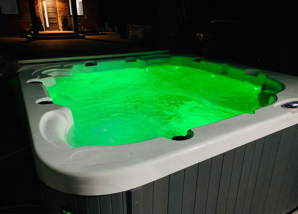 Jakuzzi 6 persoane