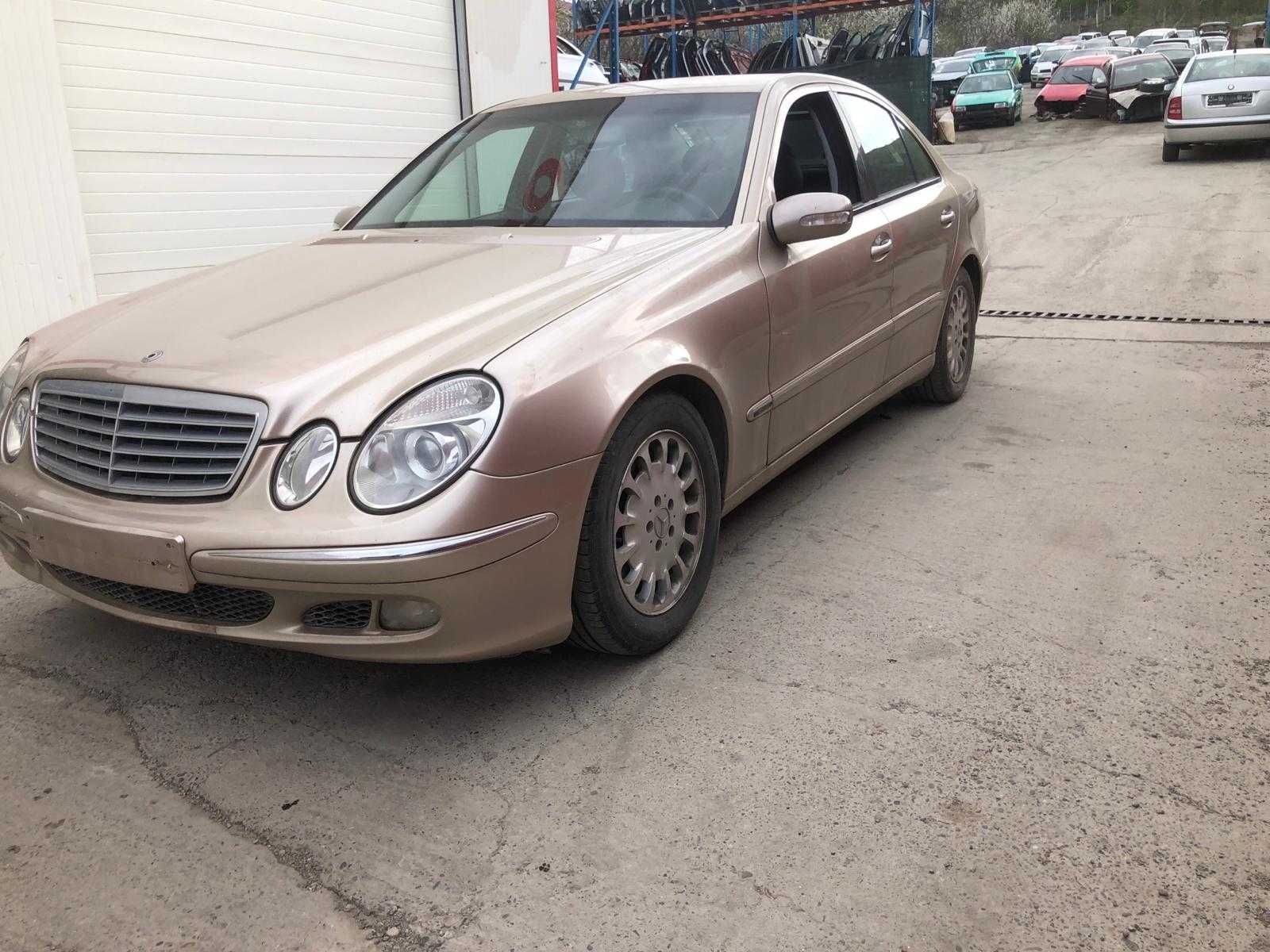 Dezmembram Mercedes-Benz E Class W211 2.7 diesel Euro 3