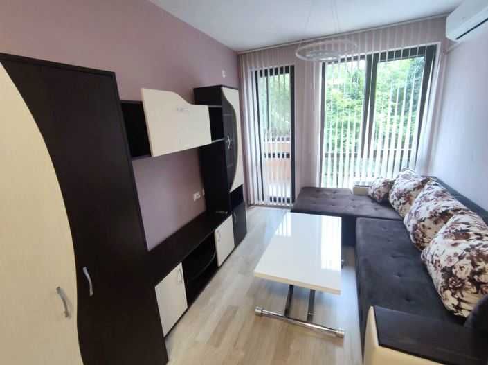 Дава се под наем Двустаен апартамент в Пловдив, Южен - 55 кв.м за 325 € - Снимка #2