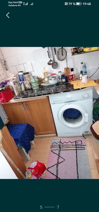 Vînd .apartament doua camere,Teatru